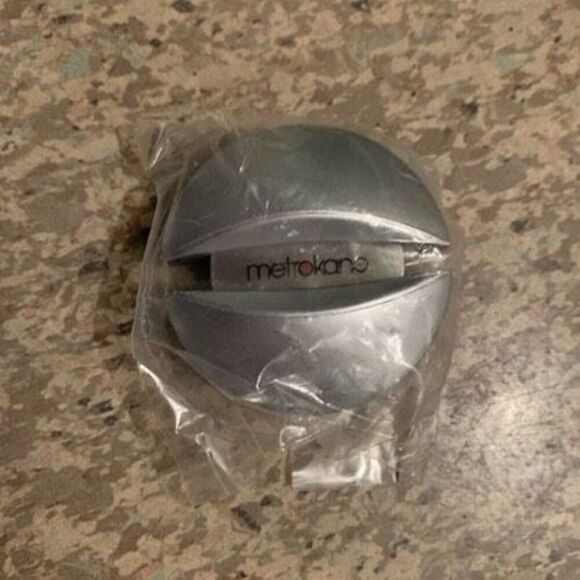 Metrokane Rabbit Wine Bottle Foil Cutter - Picture 1 of 2